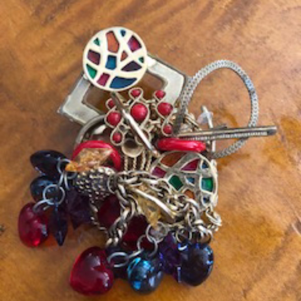 Fancy Me Brooch with hanging hearts